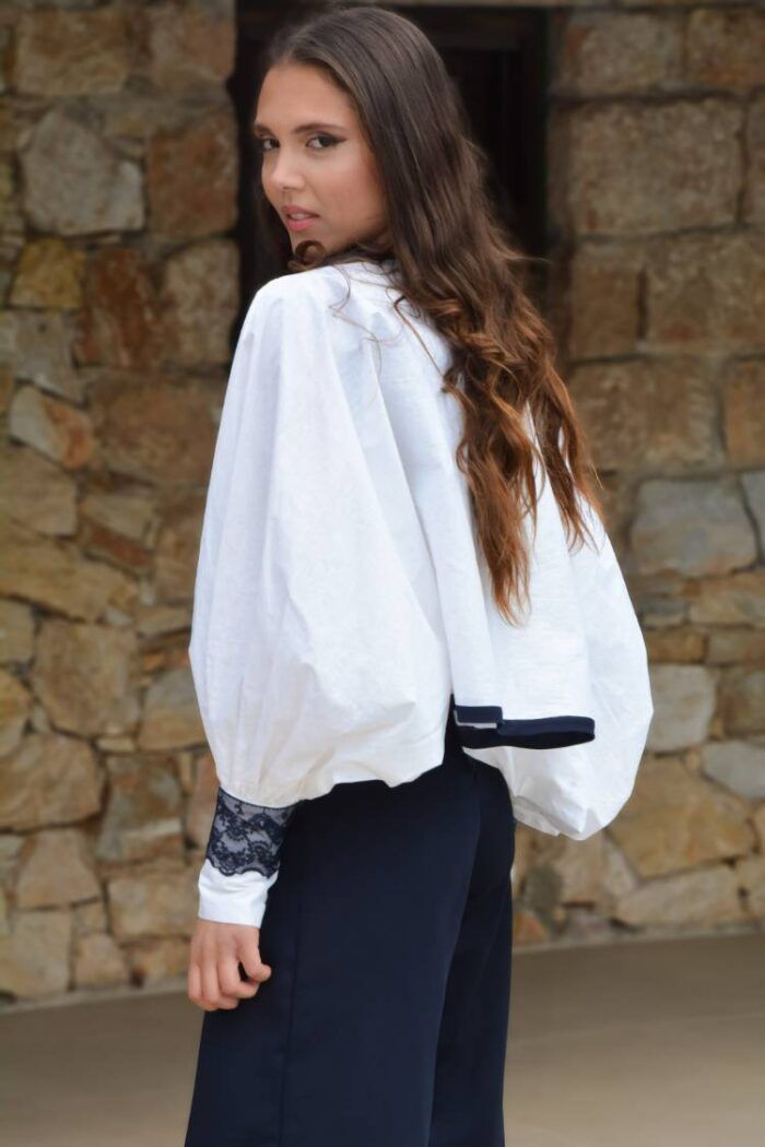 WHITE LINEN NECKLINE BOLERO - Image 5