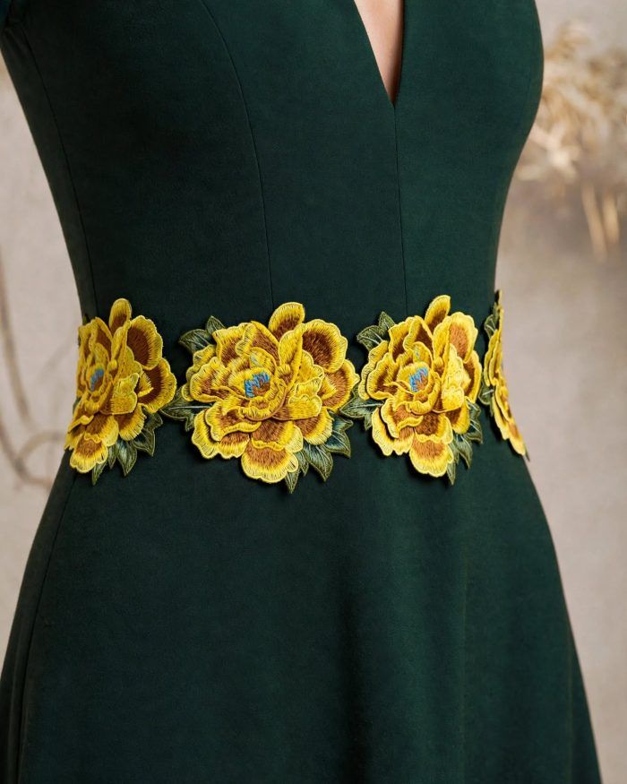 OLIVINE Wool Dress - Image 3