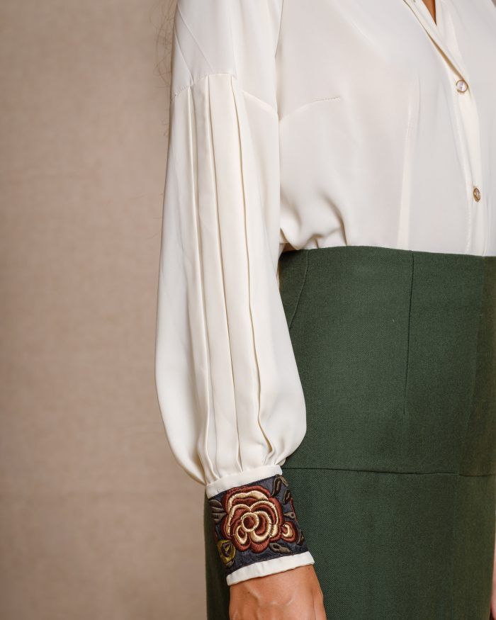 Floral Cuff Off-White Shirt - Image 3